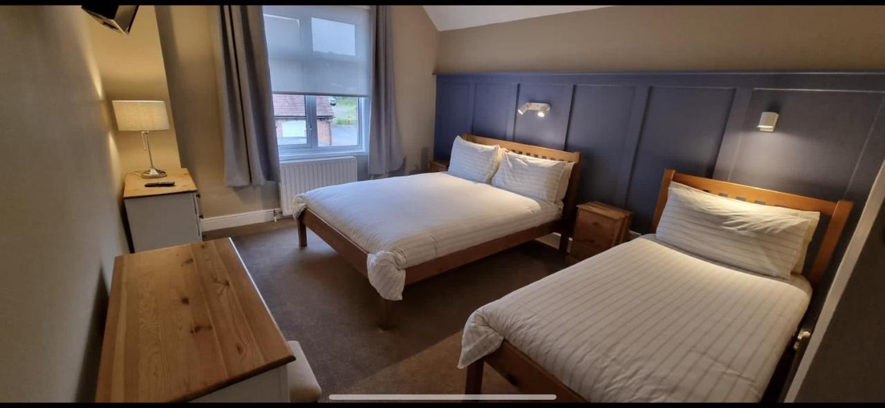 Salamander Guest House ستارتفورد أبون آفون المظهر الخارجي الصورة